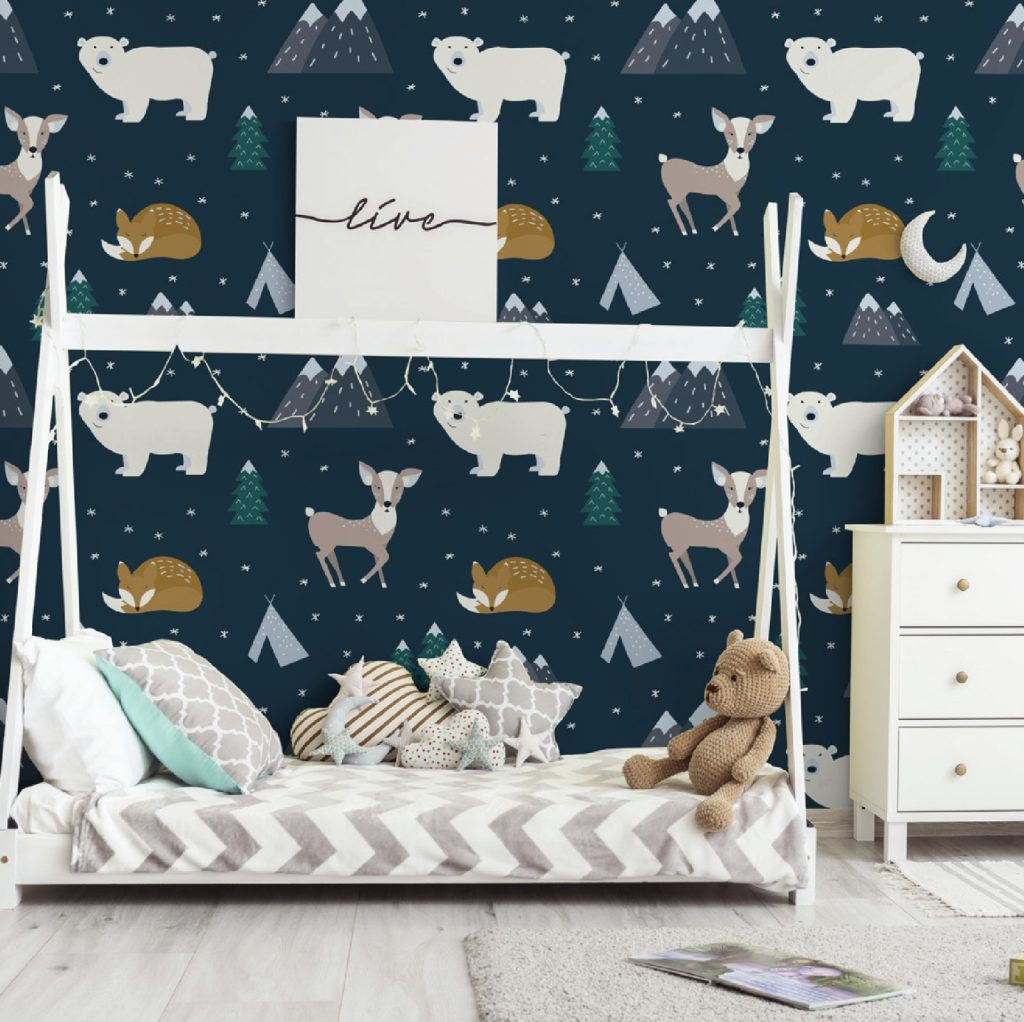 animal-print-kids-room-wallpaper